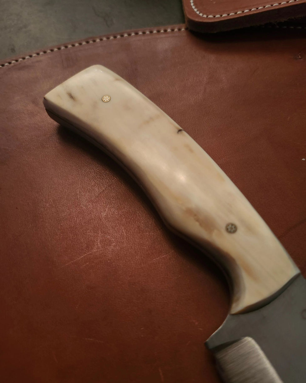 Thumbnail: CPM154 Knife with Mammoth Scales