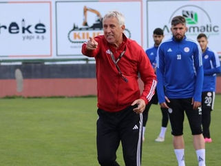 Karaköprü Belediyespor'da, Besim Durmuş İle Yollar Ayrıldı