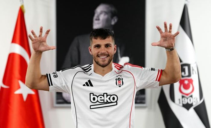 Beşiktaş, David Jurasek'i Kadrosuna Kattı