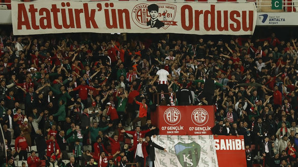 Antalya'da Centilmen Maç... İşte 25 Yıllık Dostluğun Hikayesi