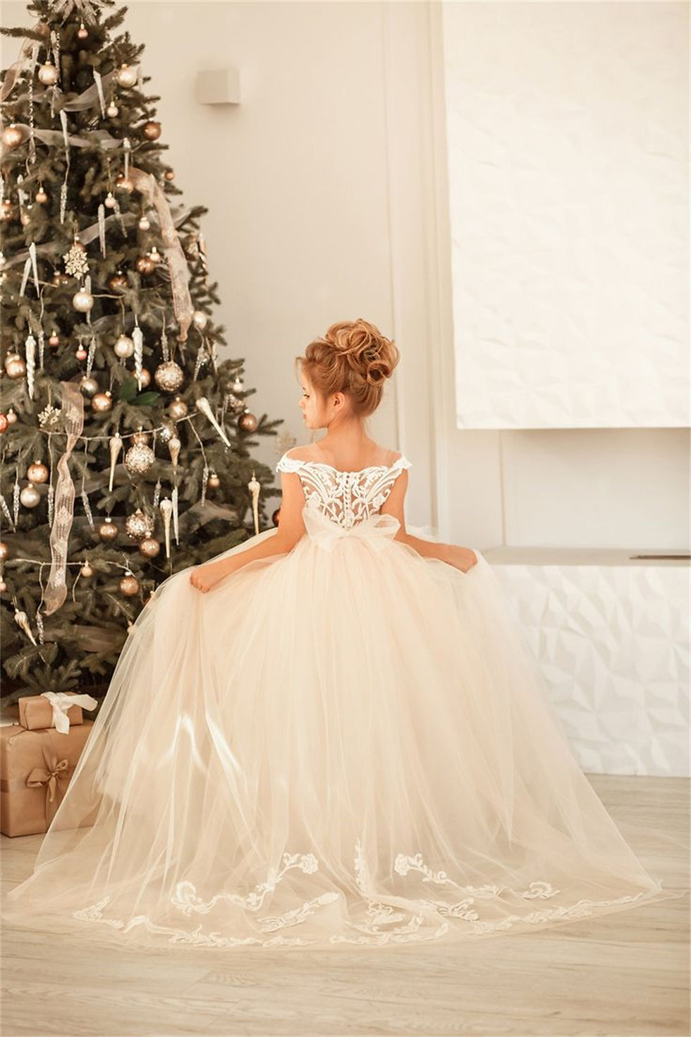 Miniature : First Communion Gown Big Bow Long Sleeves Ball Gown White Bridesmaid Dress Girl