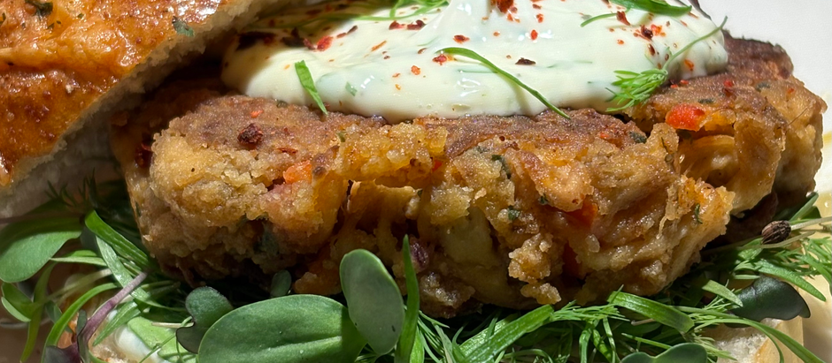 Crab Cake sandwich made from Lion's Mane mushroom