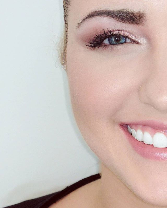 Little sneak peek of what's to come next month 😍 loved this soft, feminine trial run from yesterday