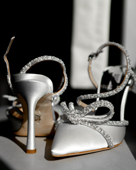 Brides accessory at the Great Room at Savage Mill in Baltimore, Maryland