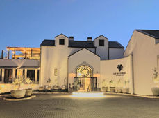 5 star hotels in windhoek