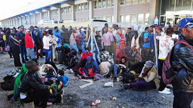 South Africa’s asylum directive has been withdrawn. Find answers on the court ruling, intake arrangements, appointments, permits and legal assistance.