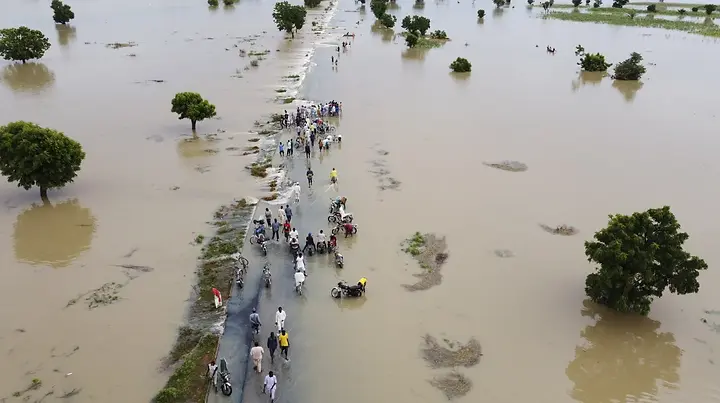 NiHSA warns of high riverine flood risk in 15 Nigerian states through September 25, with thousands of communities and schools exposed.