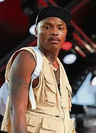Shebeshxt & Naqua SA drop Di Connection ft. Kaycherlow, Natiey Lepaka, Vidasoul, Trigger & Potential an Amapiano street anthem. Download MP3 & stream.