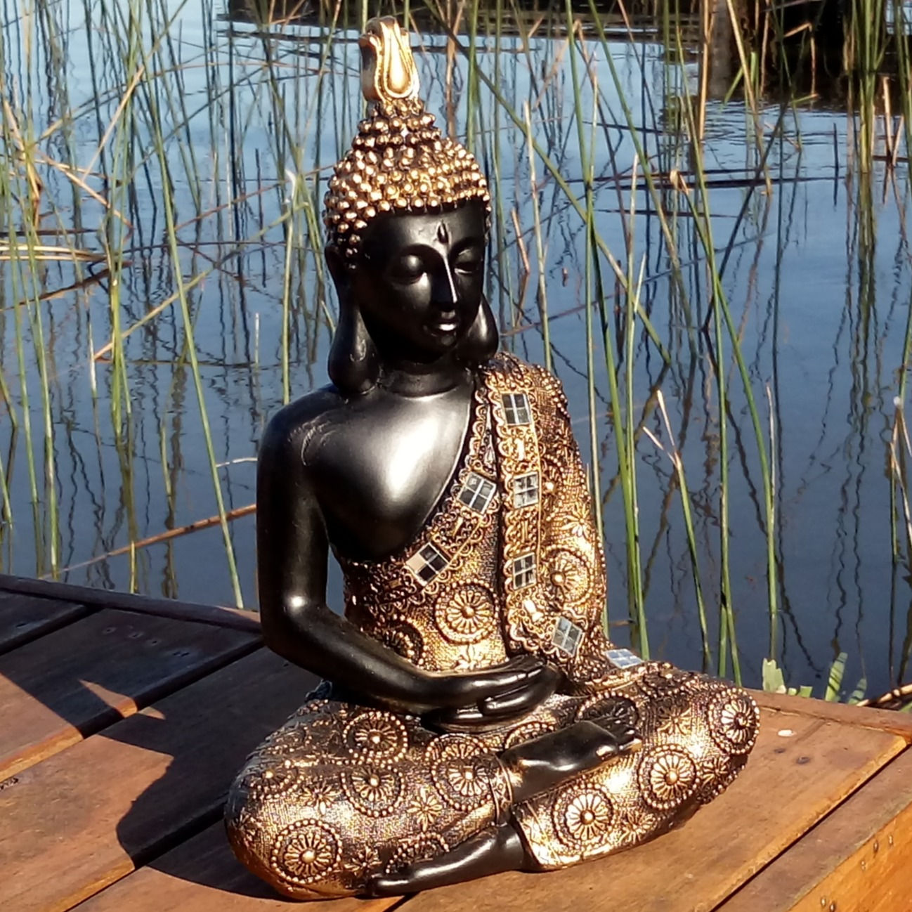 BUDA PINTADO CON ESPEJOS 20x26cm