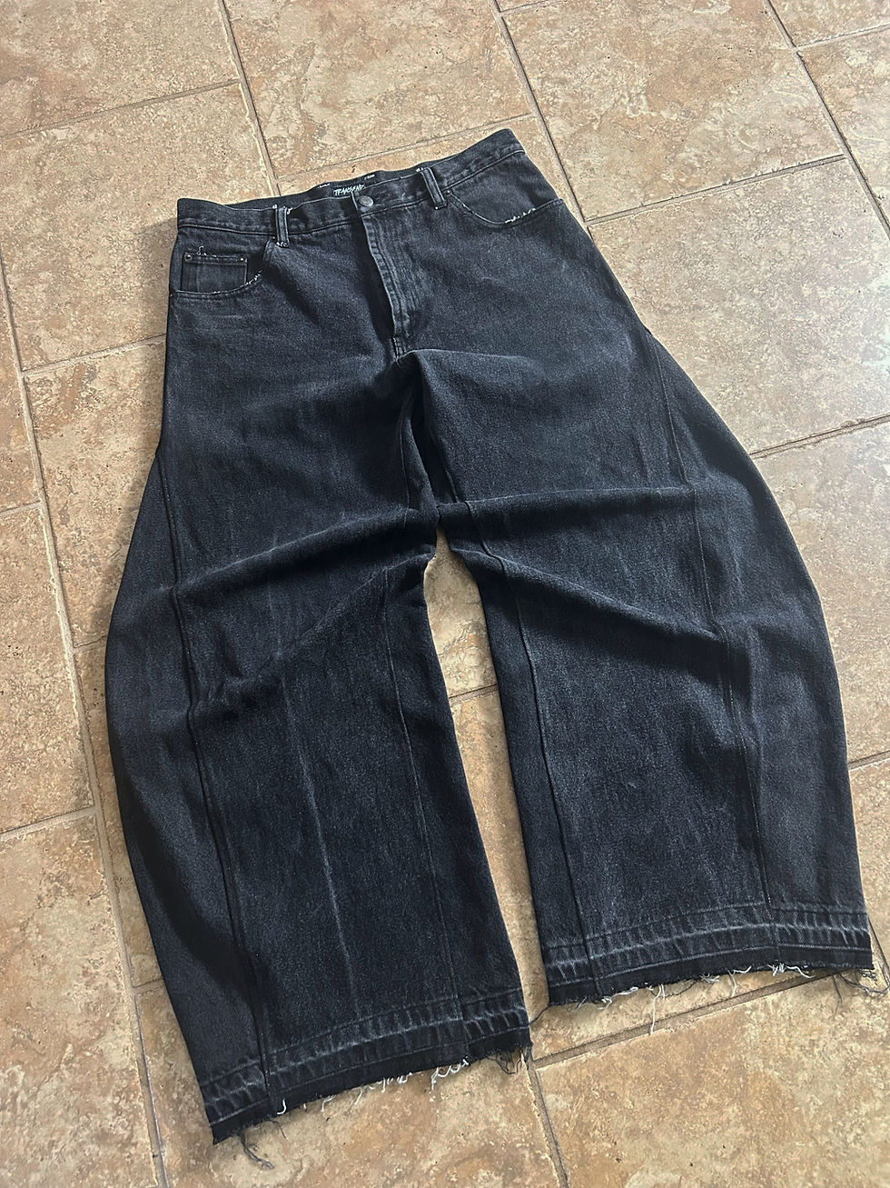 Thumbnail: reworked barrel pants