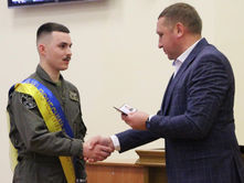 Ворошилов-Karaya став Почесним громадянином Кременчука!