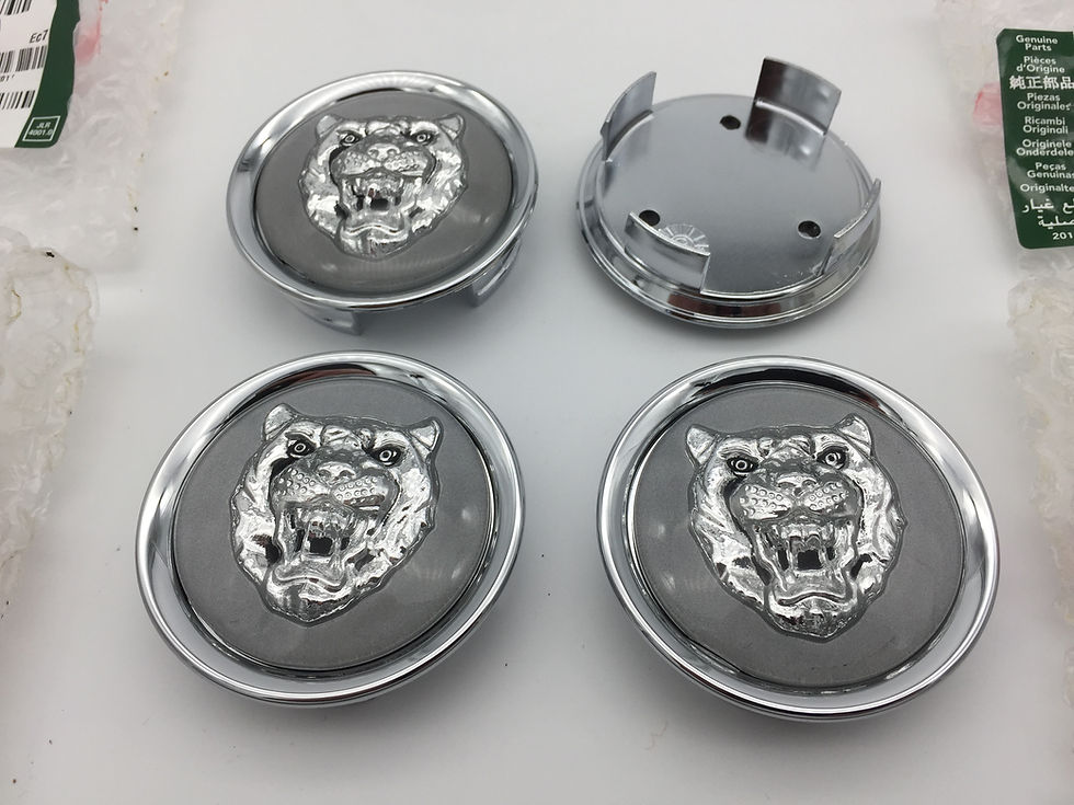 Thumbnail: Centre Cap Badges - Grey with Silver Growler. Set of 4