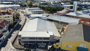 Armazém Industrial c/ 2.850M2, Terreno c/3.410M2; junto ao IC19 e A16