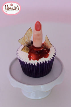 CUPCAKES-TERROR-7.jpg