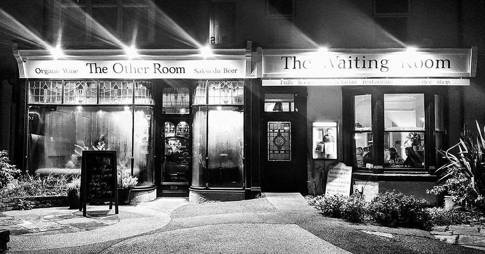 B&W+FRONT+1200.jpg