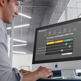mockup-of-a-young-male-intern-at-an-offi