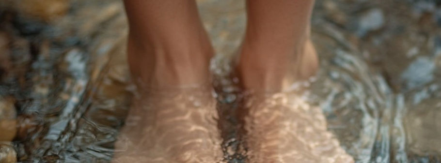 imgi_4_water-feet-BFbg8DOA_edited.jpg