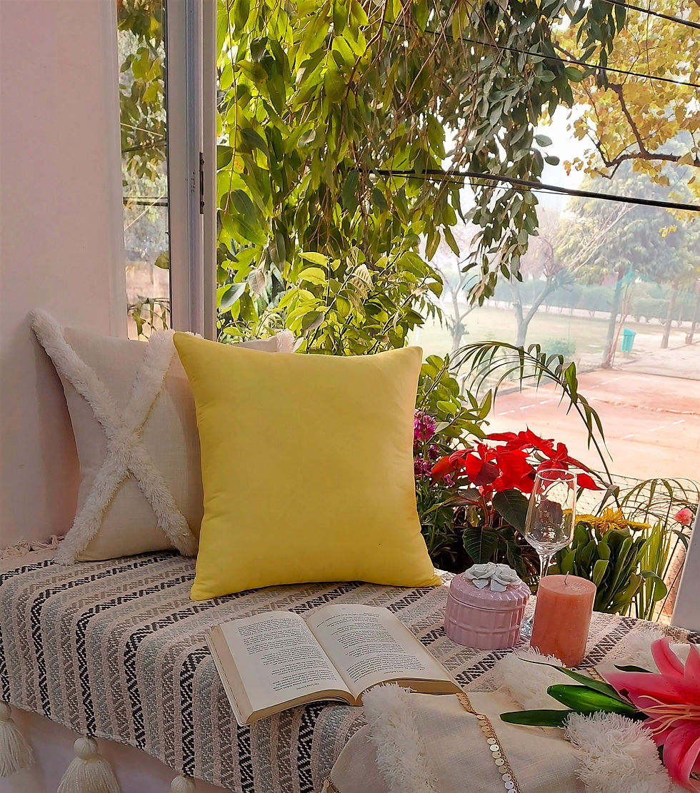 Pikkukuva: High-Quality Cotton Cushion Cover in Sun Glow Yellow