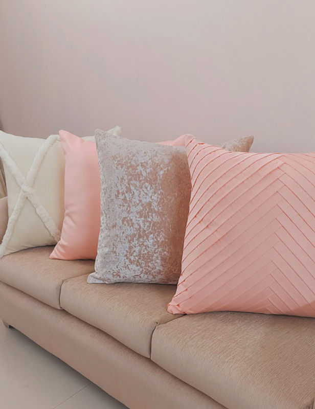 ภาพขนาดย่อ: Solid Peach Square Sofa Cotton Cushion Cover for Home Decor 16x16 Inches
