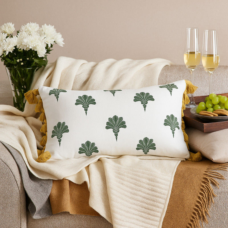 ภาพขนาดย่อ: Palm Print with Yellow Tassels Rectangle Cushion Cover with Filler 12x18 Inches