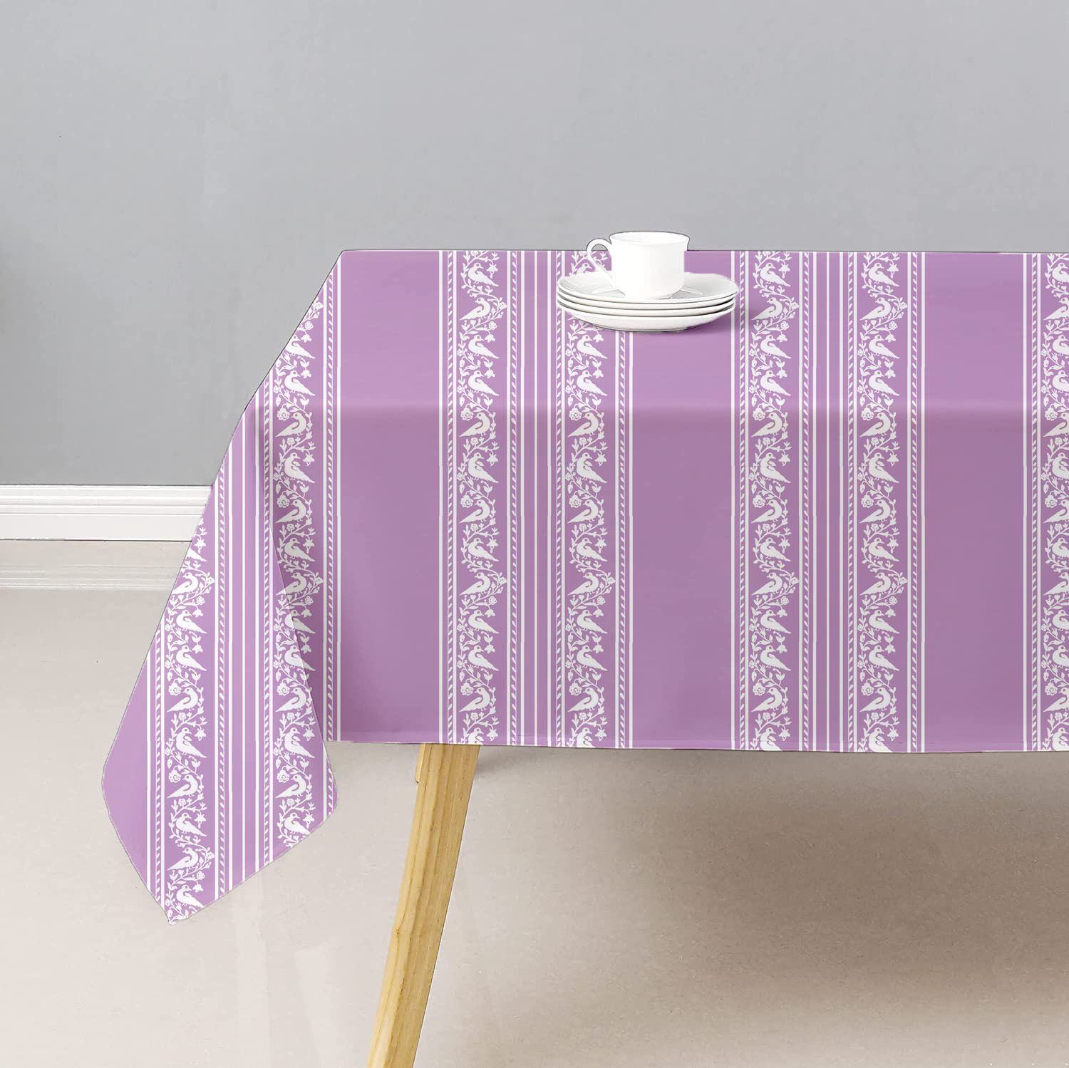 Lilac Table Cover