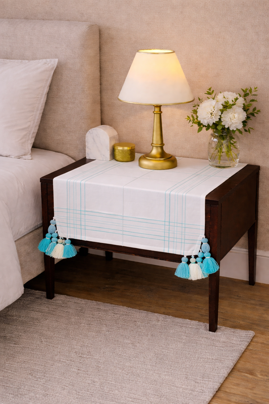サムネイル： White Pleated Tassel Runner  |Nightstand, Bed Side Table Cabinet