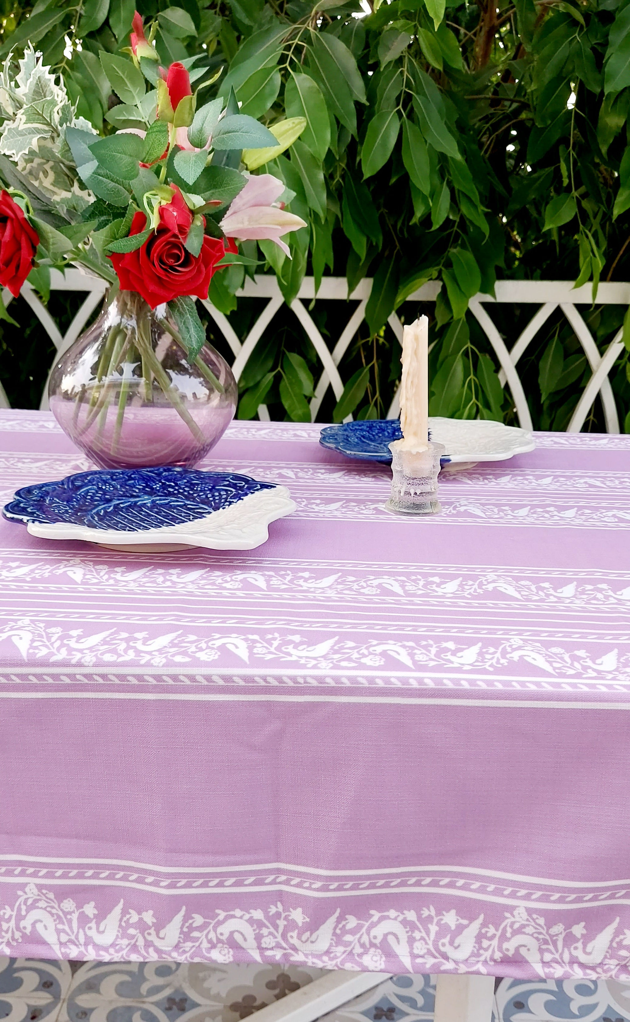 Lilac Dining Decor
