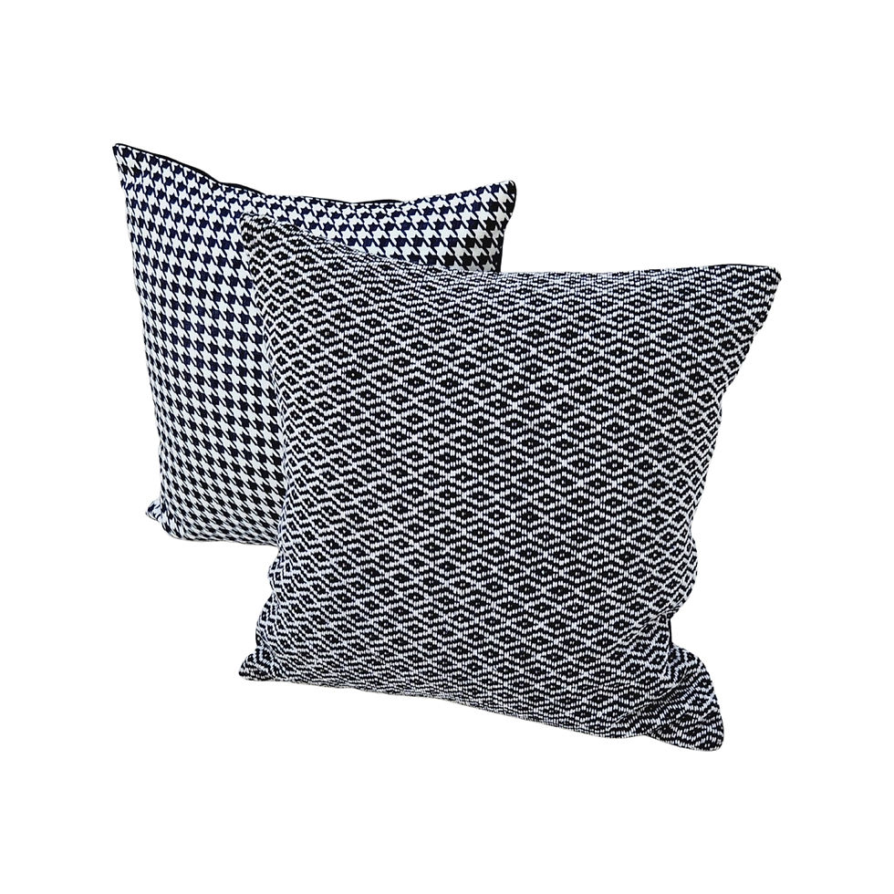 Indexkép: Black Weaved Cushion Cover