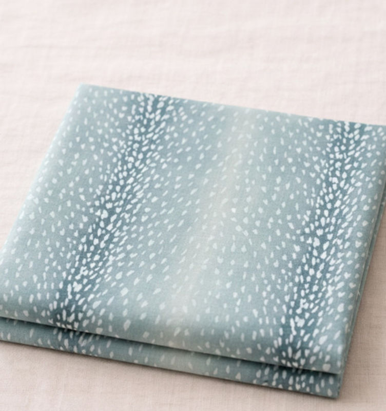 Miniatura: Dusty Blue Antelope Print Table Runner |Dresser Drawer Cabinet Entry Console