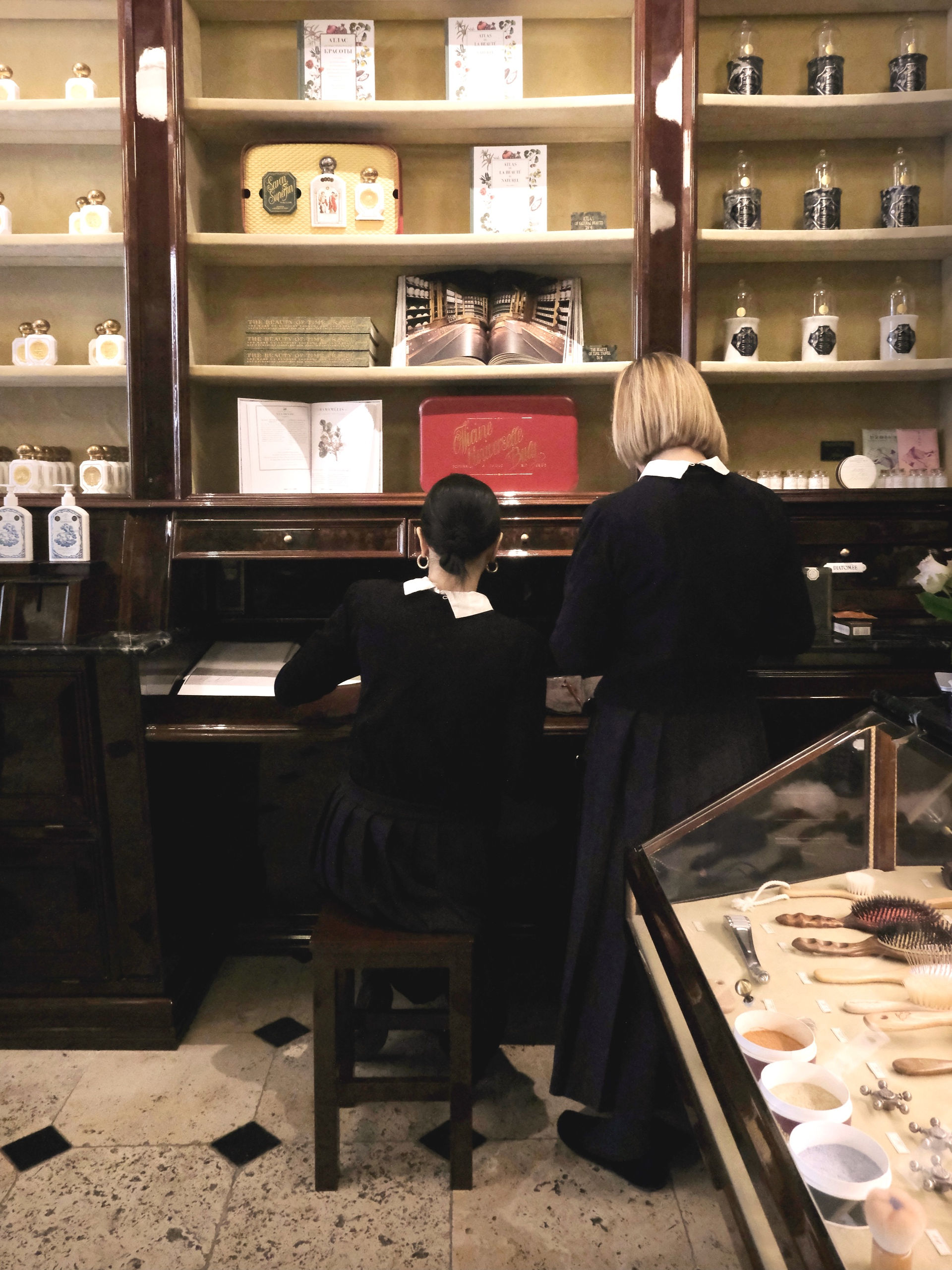 women working at desk in Milan