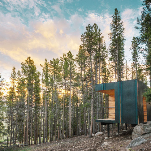 Exhibition at Vancouver Art Gallery Explores the Comeback of the Cabin
