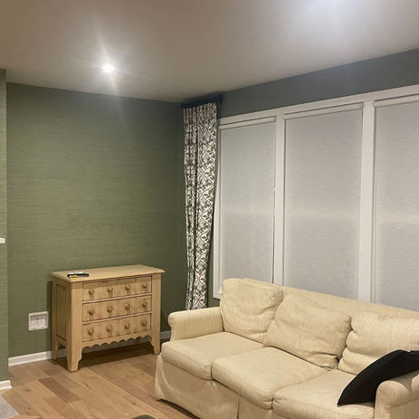 Professional wallpaper installers