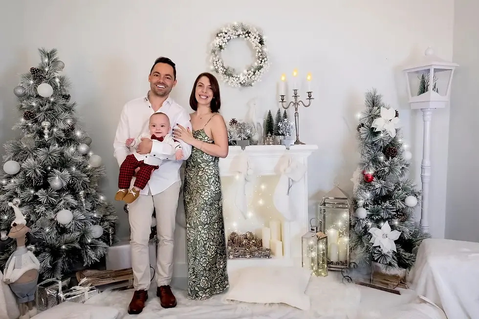 Thumbnail: Indoor Family Photoshoot in Dubai Gift Voucher