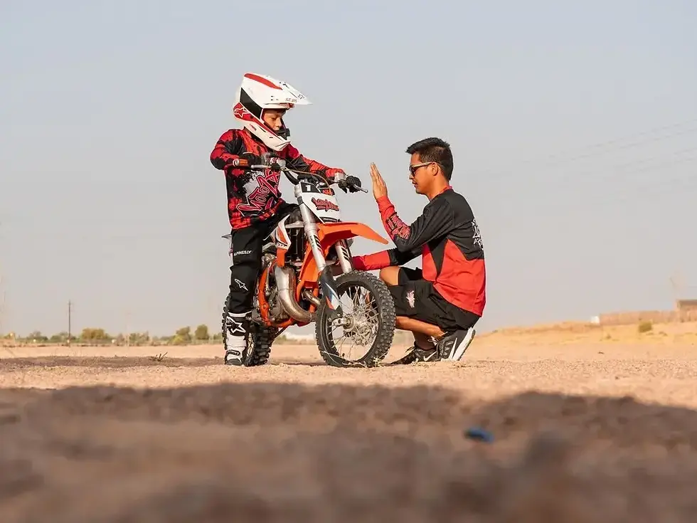 Miniatura: Kids Desert Motorbike Training Adventure Gift Voucher