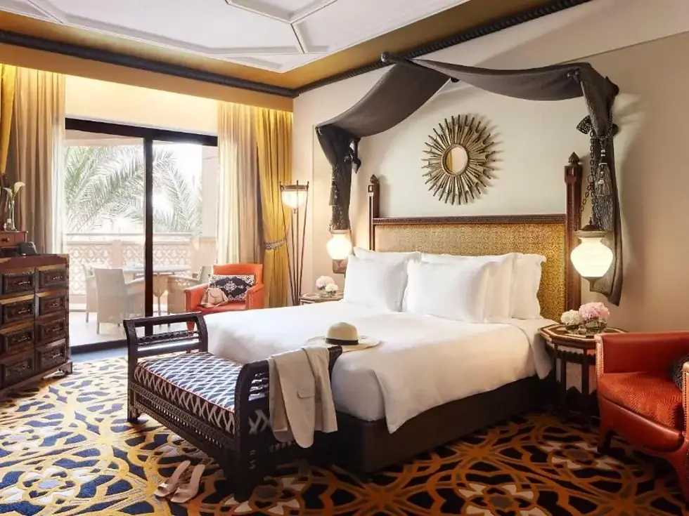 Миниатюра: Arabian Night: 1 Night Hotel Stay for Two Gift Voucher