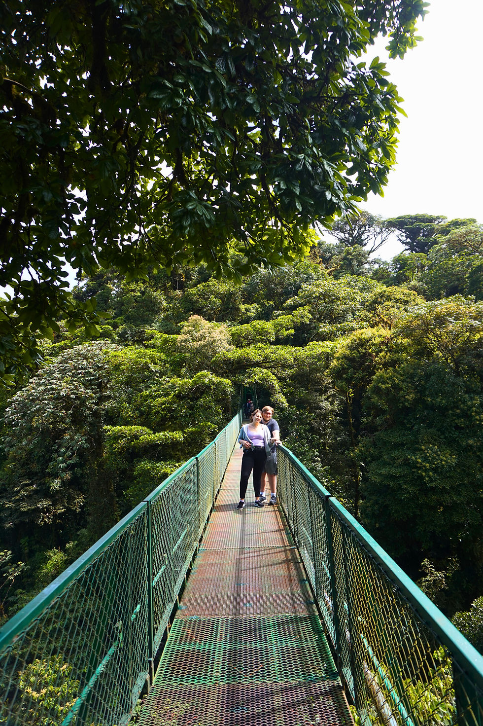 Michael und Violetta auf den Hängebrücken in Monteverde