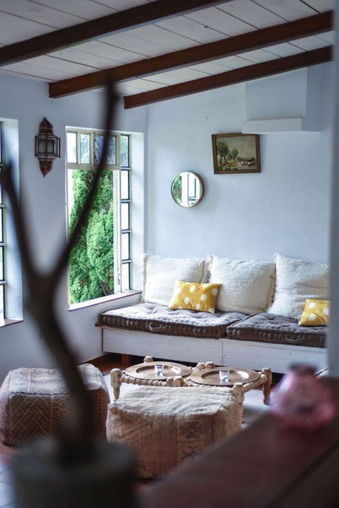 Stylish yoga retreat interiors
