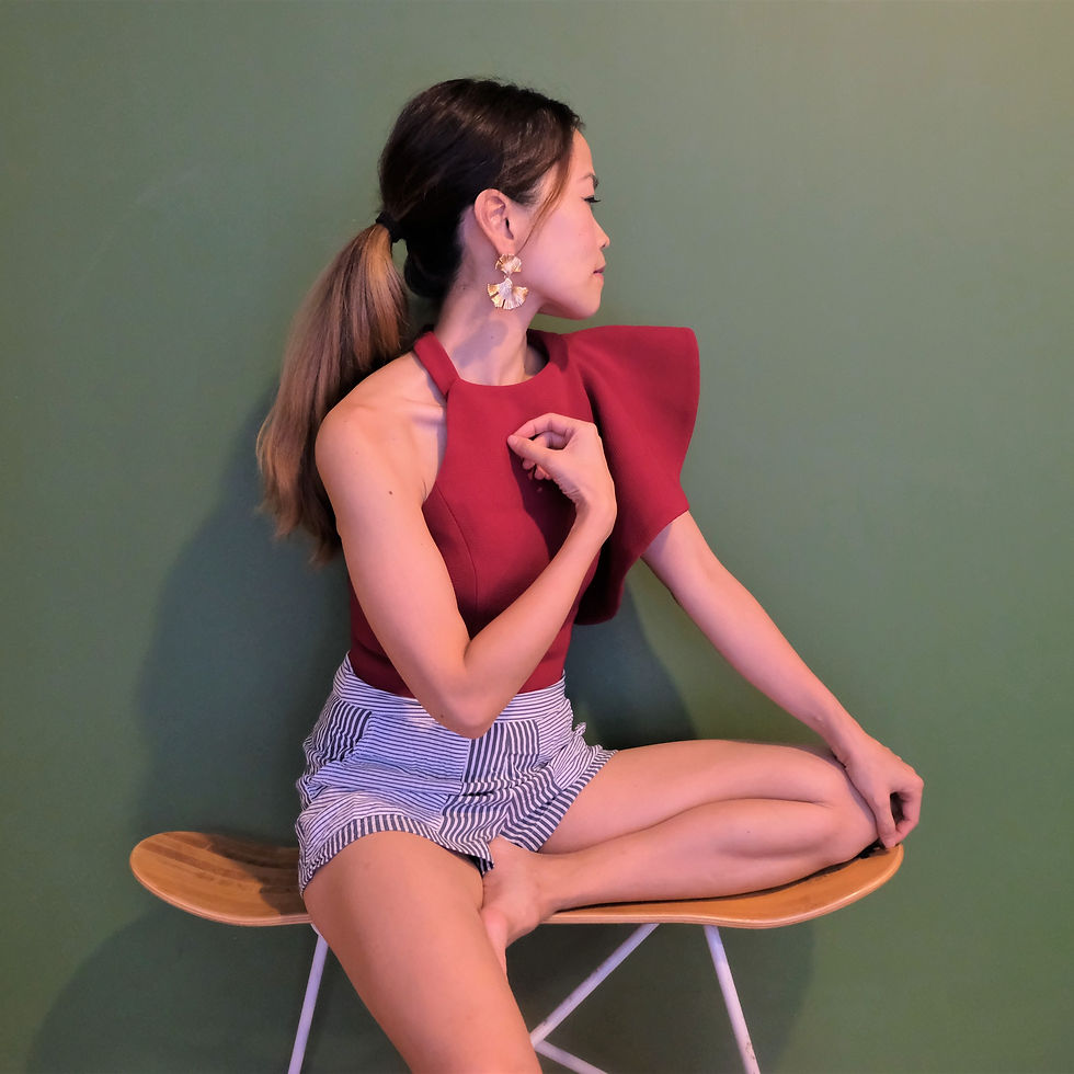 Thumbnail: Maidenhair Tree Leaves Earrings