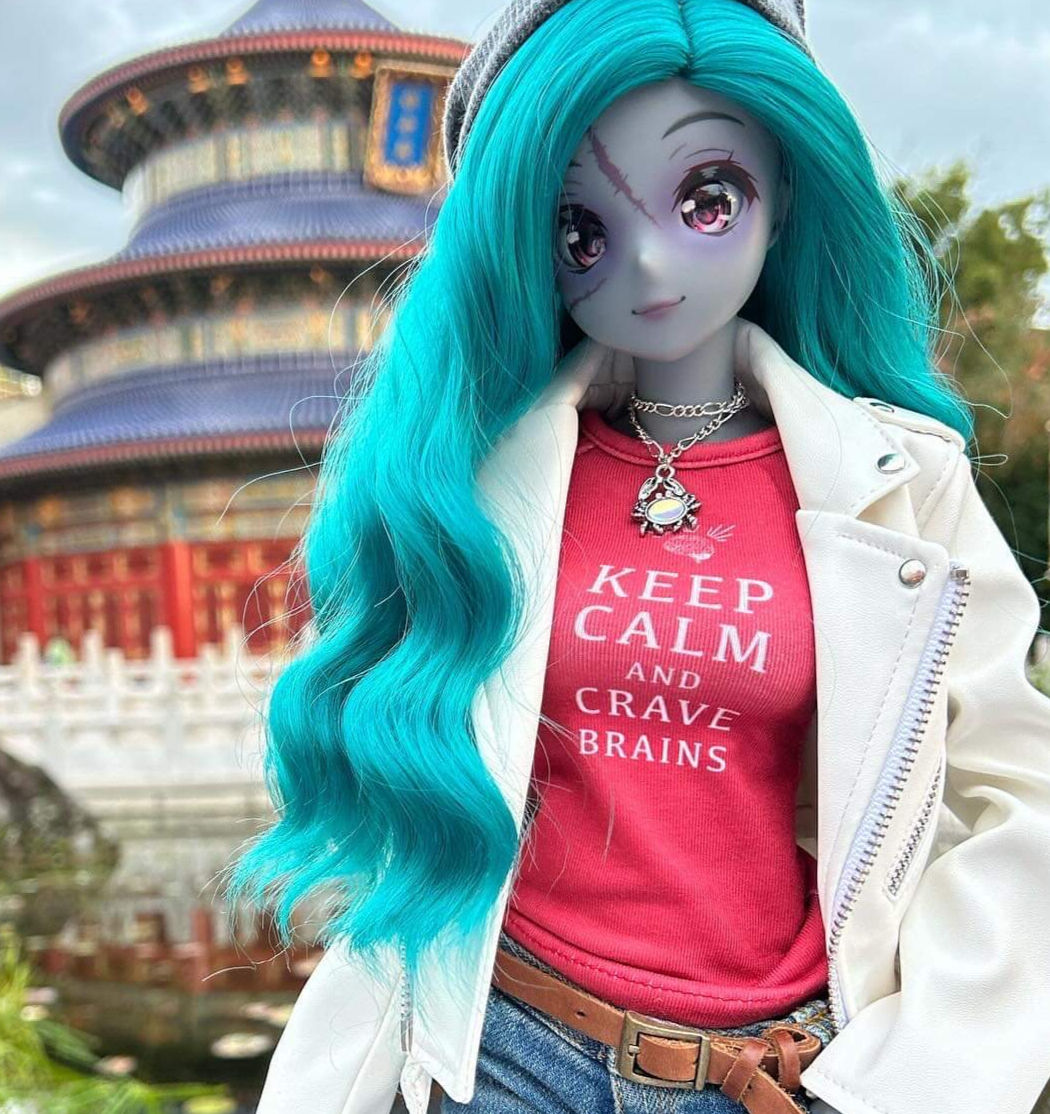 Keep Calm and Crave Brains Smart Doll T-shirt