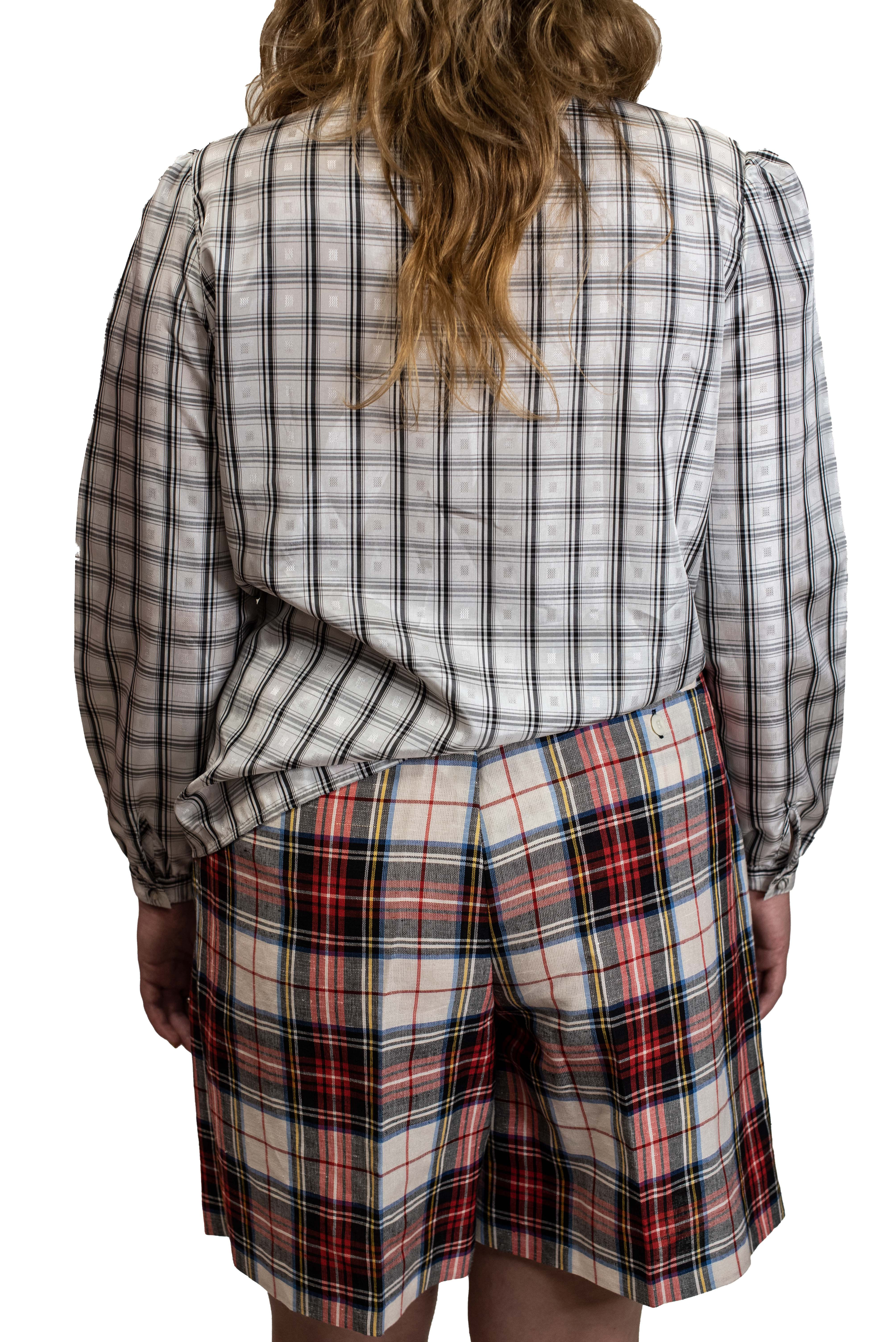 90's high waisted plaid shorts