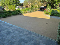 Resin driveway with drainage and block paving