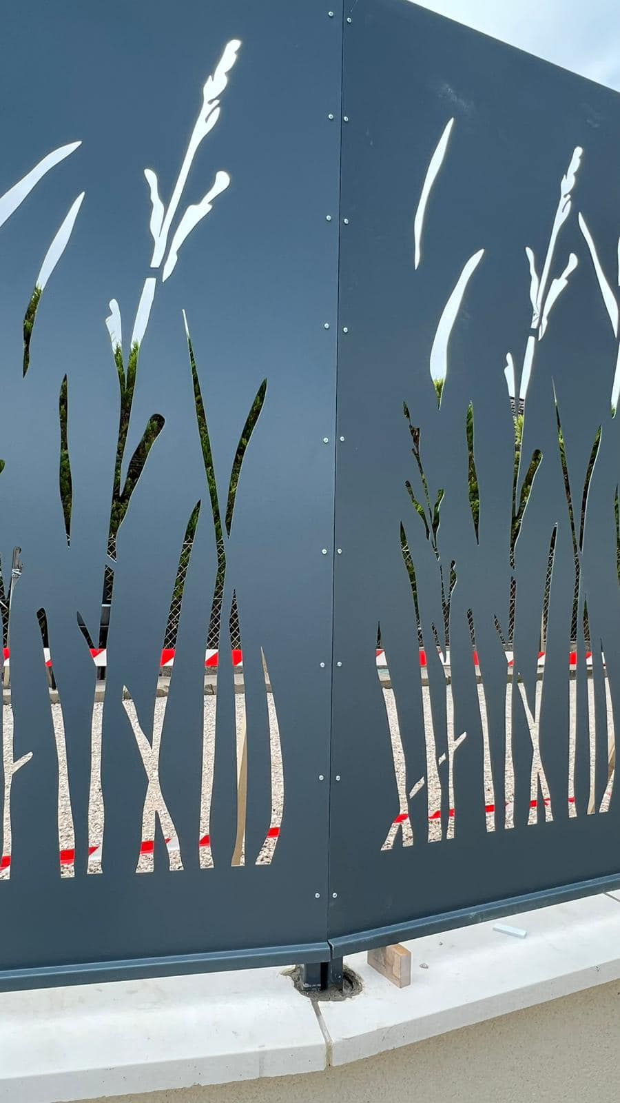 Brise vue métallique sur mesure — Conception, fabrication et pose
