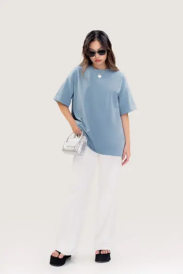 libe-blue_raw-cut_oversized_t-shirt1.webp