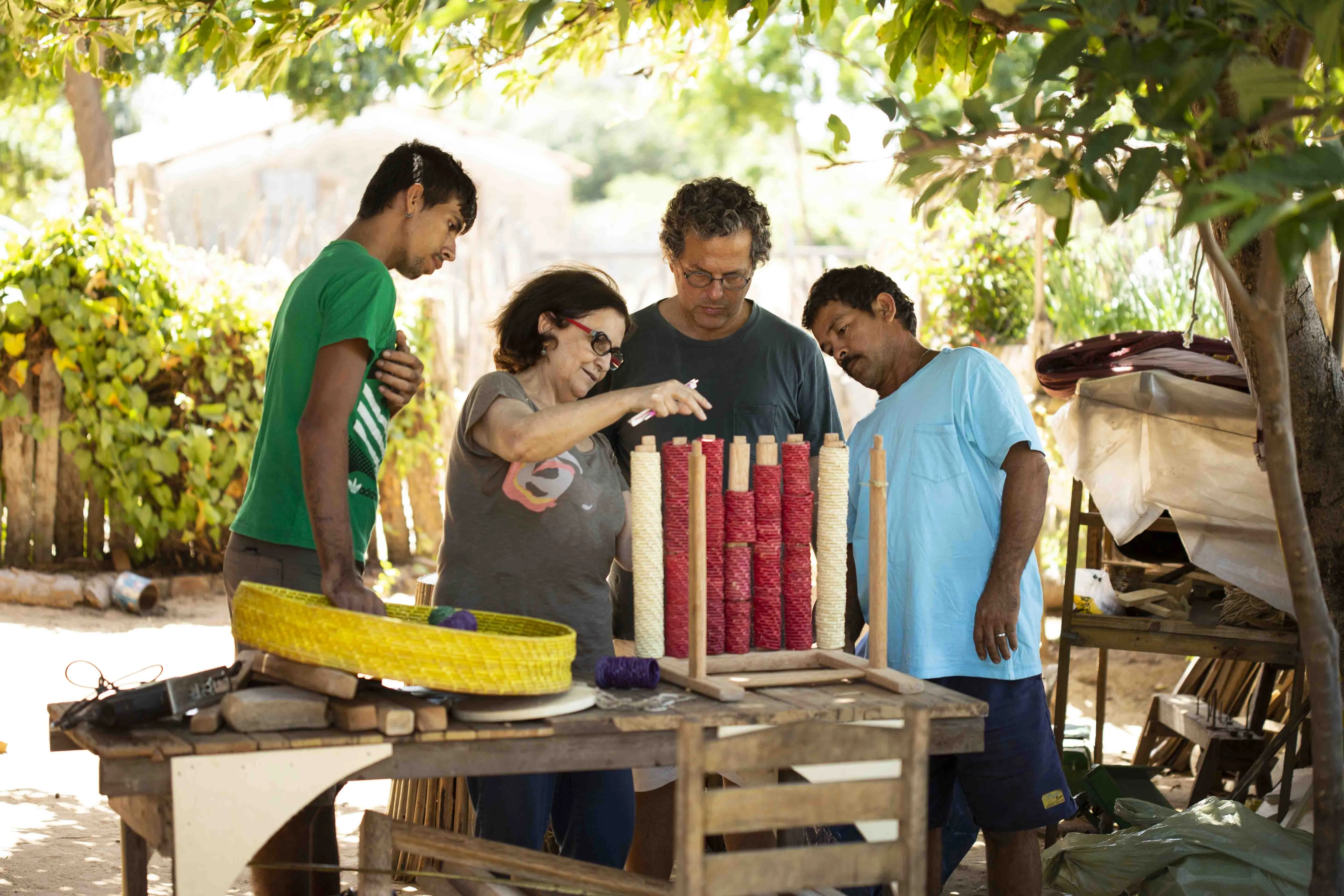 museu-a-casa-do-objeto-brasileiro-secao-projetos-desenvolvidos-processo-producao-artesanat