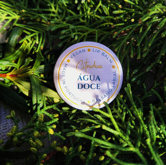 nourishing lip balm for sensitive skin