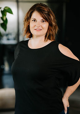 Curly_Red_Head_branding_028 (1).jpg