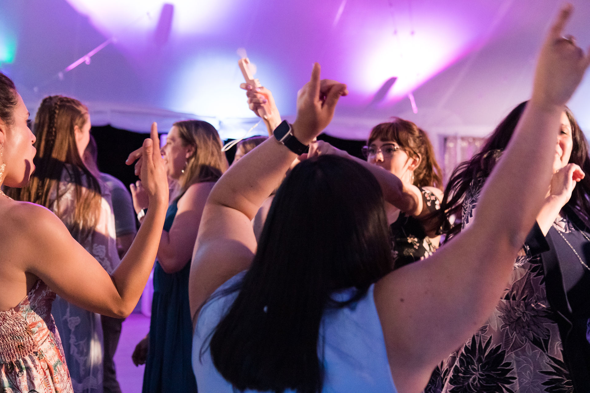 hkcreate hk create photography bay area wedding photographers nella terra wine cellars sunol california venue light and airy summer romantic sweet reception