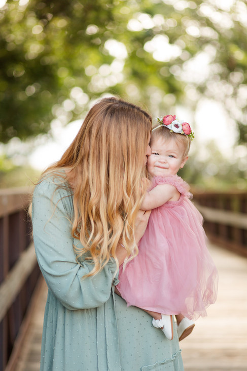 hkcreate hk create bay area photography morgan hill photoshoot family mini session morning sage pink neutral color palette family of four