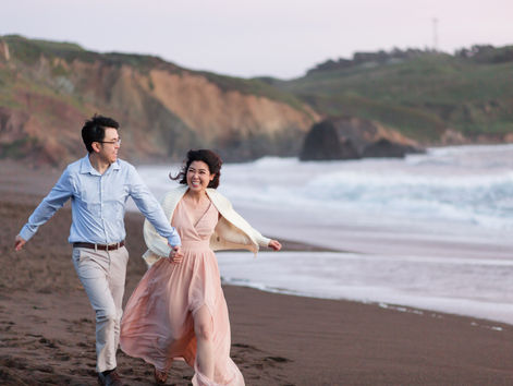 HAWK HILL & RODEO BEACH ENGAGEMENT | Marin Headlands, Sausalito | Bay Area Photographer