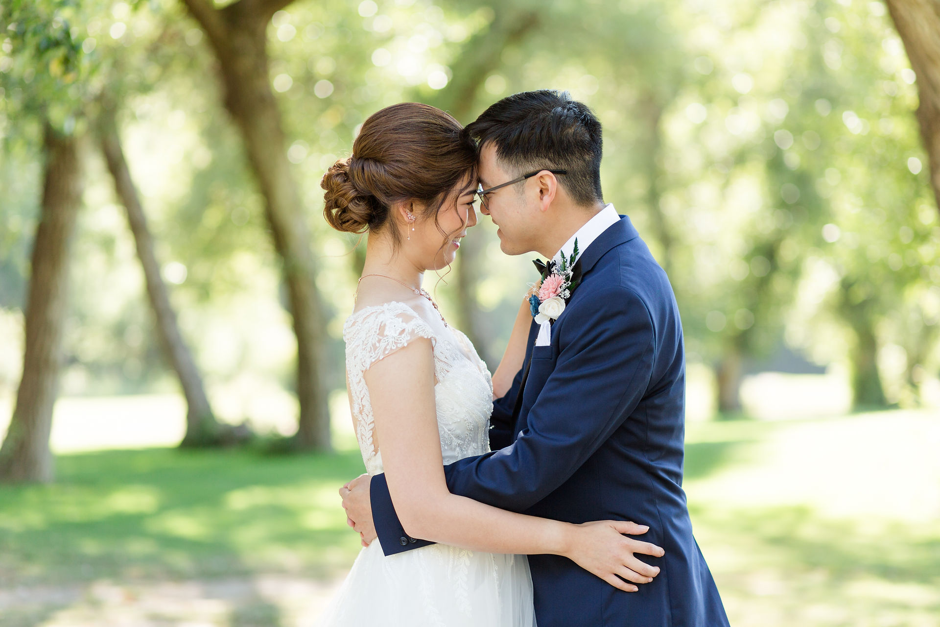 hkcreate hk create heather and kissy bay area wedding photographers photography redwood canyon wedgewood wedding couple sweet happy joyful light and airy blue pink color scheme bride and groom portraits